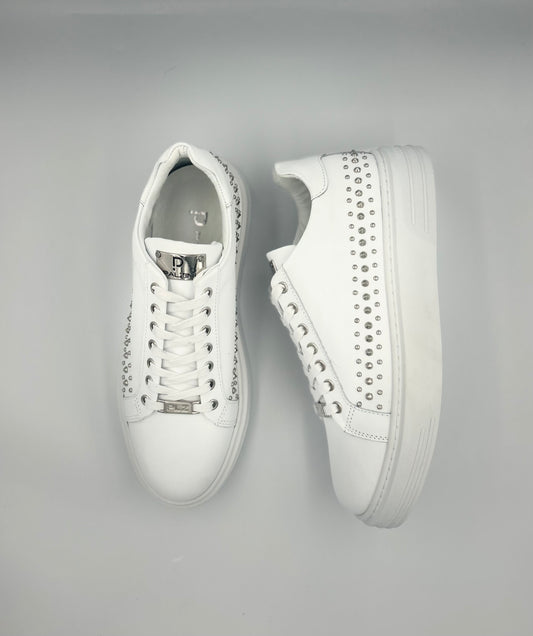 “IVORY” LOW-TOP SNEAKERS IN WHITE LEATHER WITH SILVER STUDS