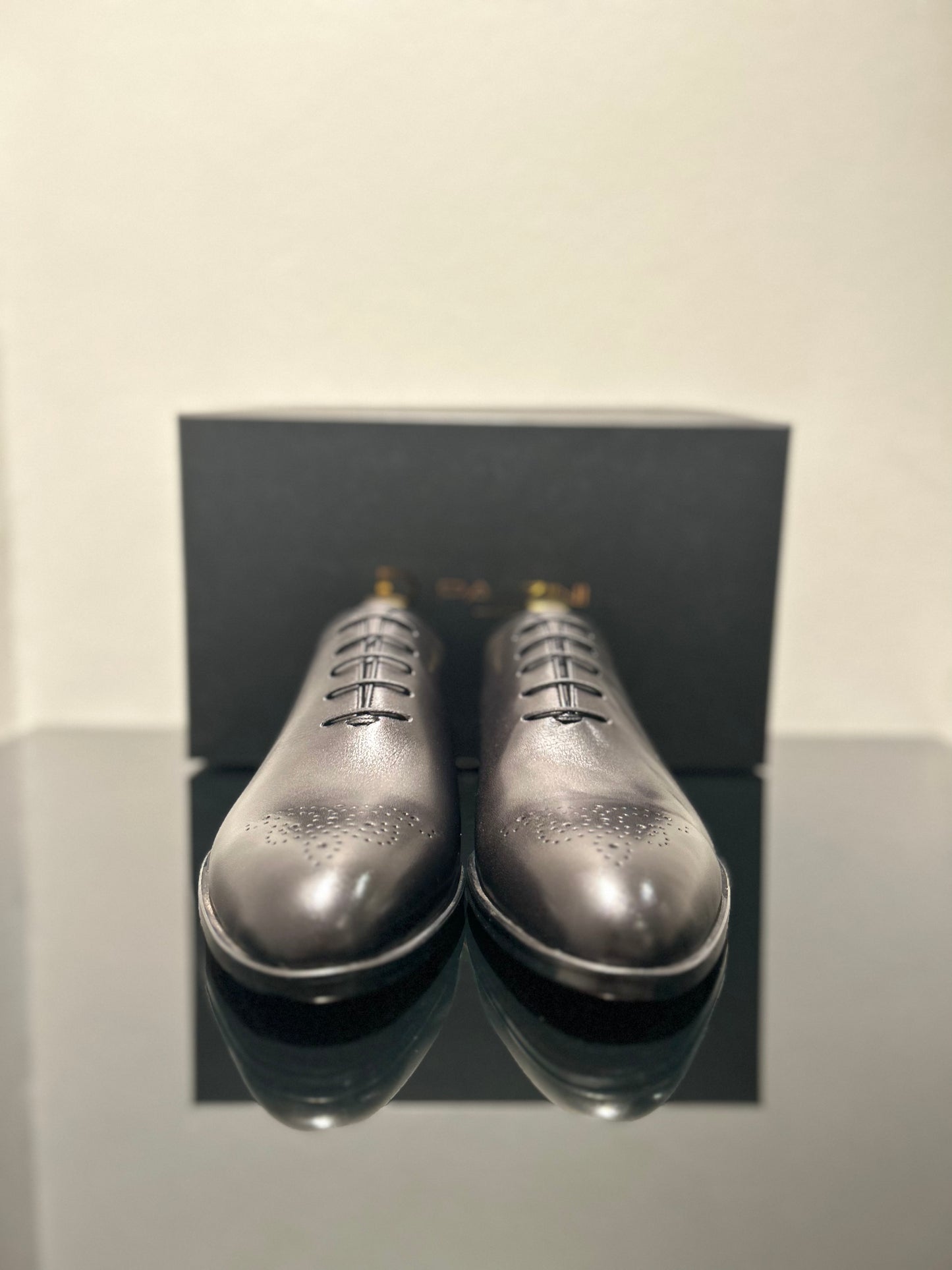 HANDMADE BLACK LEATHER BROGUE