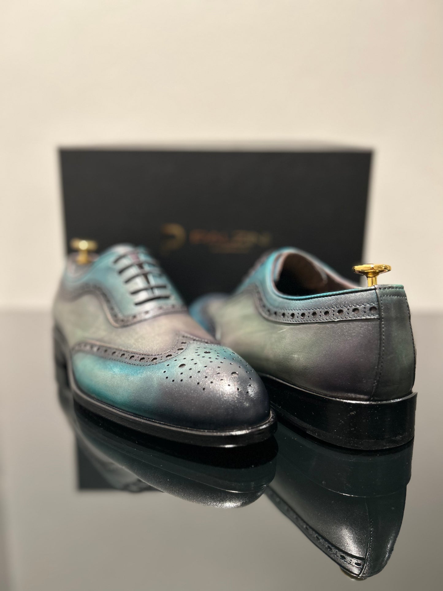 HANDMADE BLUE-GREEN BROGUE