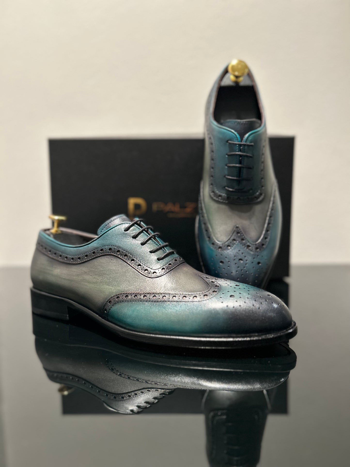 HANDMADE BLUE-GREEN BROGUE